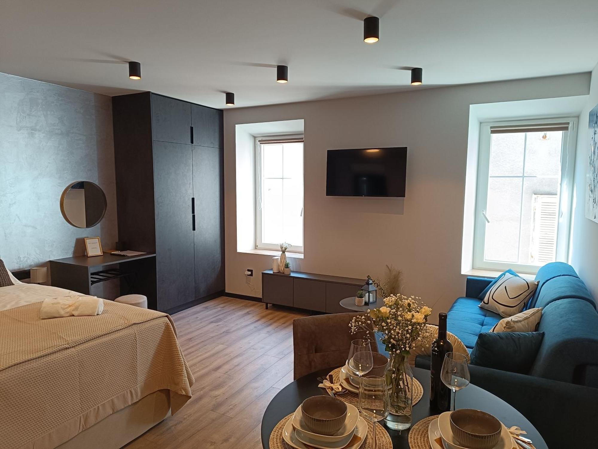 Studio Apartman Versi Old Town Zadar Exteriör bild